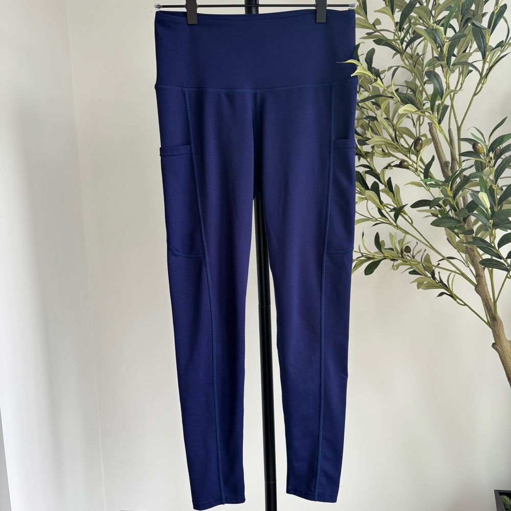 • [Lululemon] Navy Leggings •